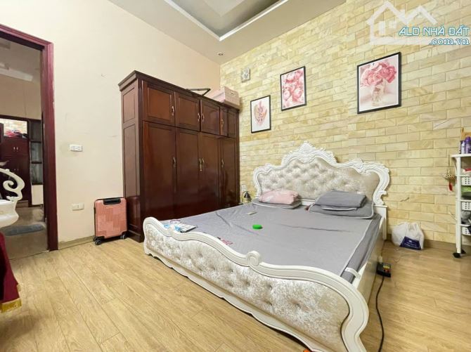 Bán nhà phố Mai Anh Tuấn kinh doanh, ô tô 45m 4 tầng mặt tiền 4,5m giá chào 15 tỷ - 1