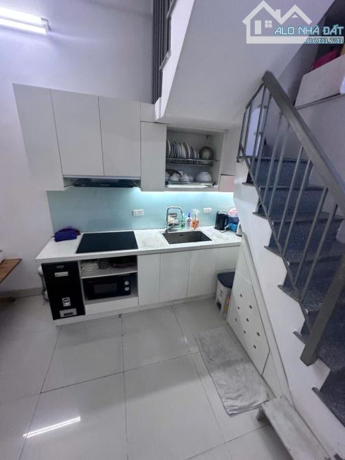 Siêu hiếm Tây Sơn nhỉnh 5 tỷ nhà 4 tầng 19m2 3 PN ba gác đỗ cửa 25m ra ôtô ngõ thông đủ đồ - 1