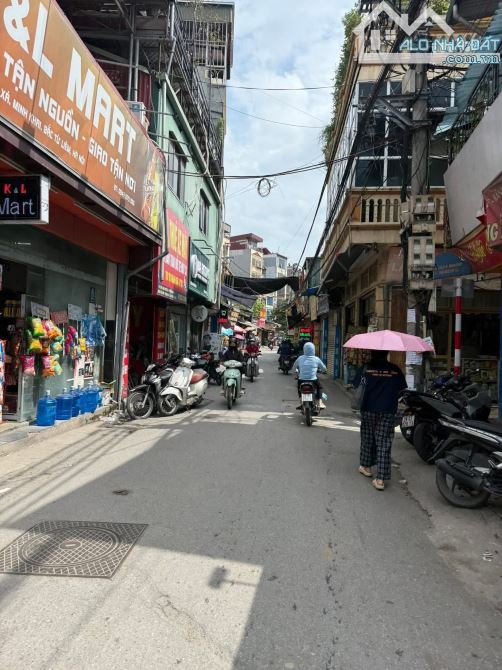 BÁN NHÀ CẦU DIỄN -SÁT ĐẠI HỌC CÔNG NGHIỆP- 35M2 4 TẦNG DÂN XÂY - Ô TÔ ĐỖ GẦN - CHỈ 4,3 TỶ - 1