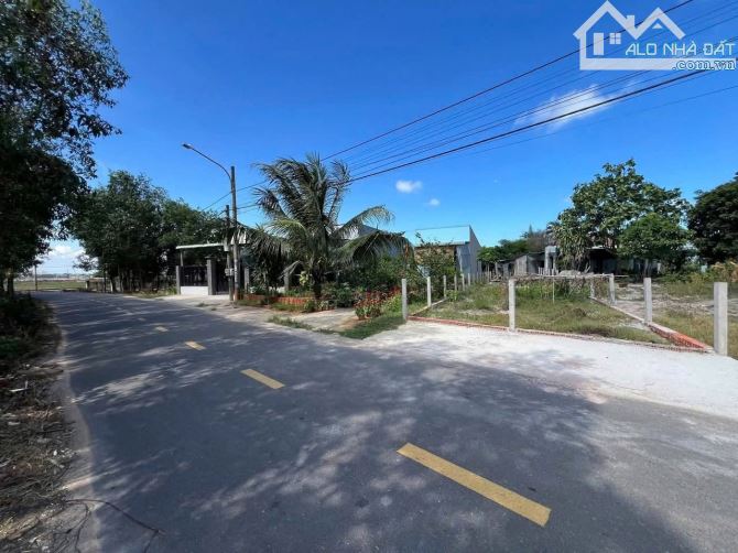 KẸT TIỀN CẦN THANH LÝ GẤP LÔ ĐẤT NẰM NGAY GẦN MẶT TIỀN TL 44B THỊ TRẤN PHƯỚC HẢI - 1