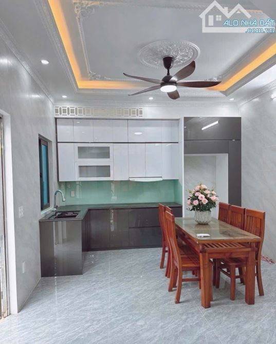 45m ô tô đỗ cực gần 4 tỷ hơn Tả Thanh Oai Nhà cực đẹp 4 ngủ hai thoáng - 1