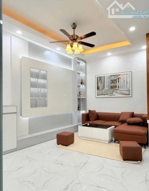 NHÀ MỚI ĐẸP - CĂN GÓC - THOÁNG SÁNG TRƯỚC SAU - FULL NỘI THẤT XỊN - 1