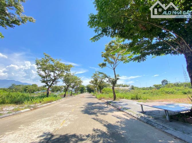 🌟BÁN NHANH LÔ ĐẤT ĐẸP VỊ TRÍ ĐẮC ĐỊA KHU 