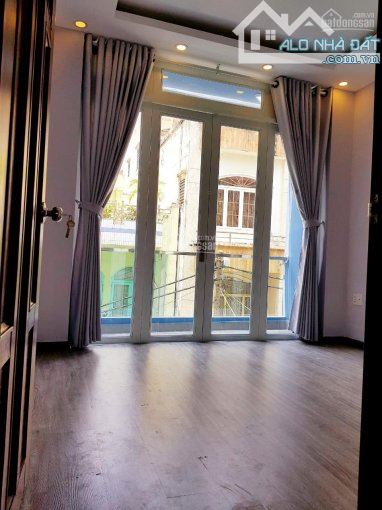 Bán nhà góc 2MT HXH 766/38 CMT8, Tân Bình, DT: 4x16m, 5 tầng, giá 13,5 tỷ TL - 1