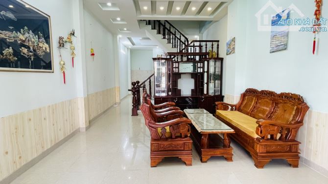 Nhà Mặt Tiền Trần Anh Tông, Đà Lạt, cách Hồ Xuân Hương 1km, đường bằng phẳng - 1