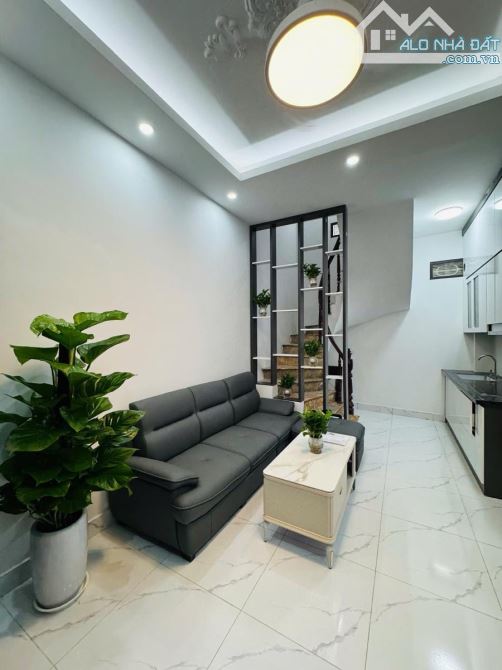 Siêu hot Gốc Đề - Hoàng Mai 26m 4 tầng 2 thoáng full nội thất Nhà đẹp chỉ 5.6 tỷ - 1