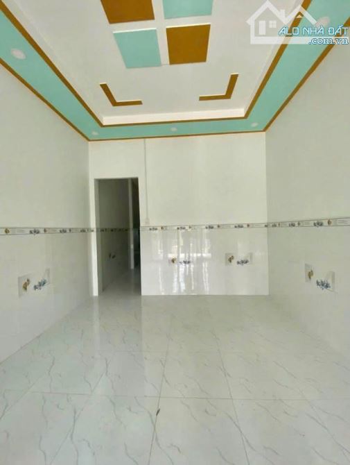 Chị Lan gửi bán căn nhà ở Cấp 4 ở Phước Hiệp- Củ Chi. Đang cần bán gấp để cho con qua nước - 1