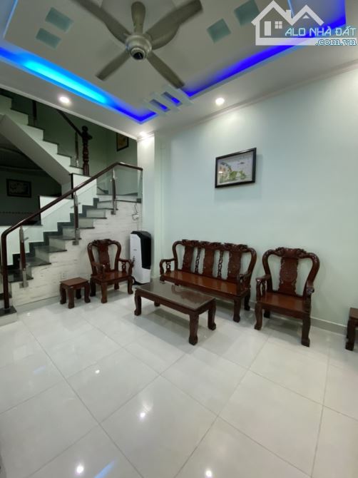 Nhà 3 Tầng BTCT Đẹp Mới – Đường 8m KDC Saigon Mới – TT Nhà Bè - 1
