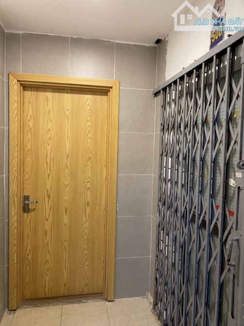 Căn tập thể Nghĩa Tân 3N giá vừa tiền - 1