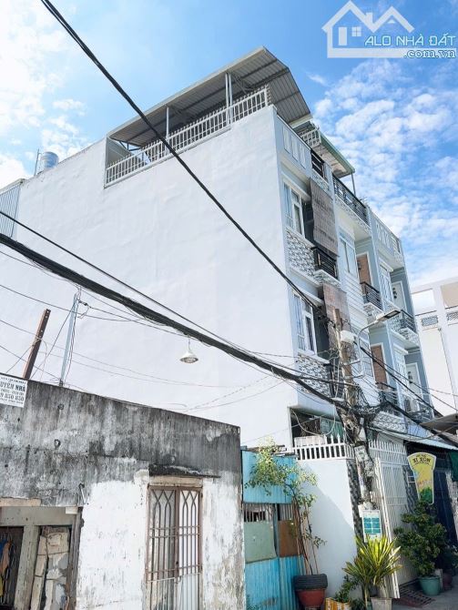 Nhà 4 tầng - Còn mới vào ở ngay - Ô tô đỗ cửa - Nở hậu tài lộc - 1