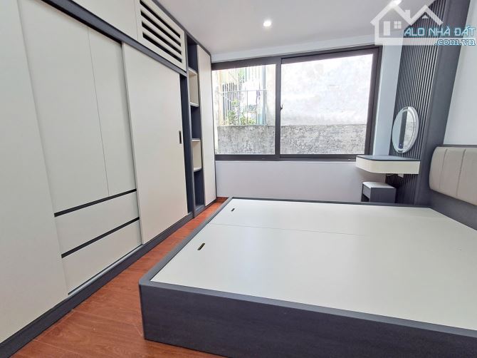 Lệnh Cư Khâm Thiên, Full Nội Thất. 20m2-5 Tầng – 3.5m Mặt Tiền. Giá Thương Lượng. 4.7 Tỷ - 1