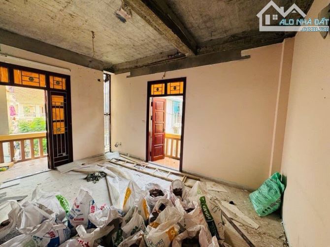 TRÍCH SÀI – MT 18M – 3 MẶT NGÕ – 30M RA HỒ TÂY – 72.8/92M² – 4 TẦNG – 16 TỶ - 1