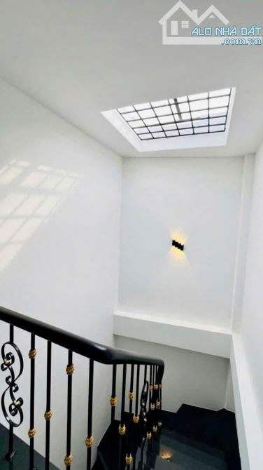 🏡 BÁN NHÀ NGÕ 62 NGUYỄN CHÍ THANH – 43M² – 5 TẦNG – MẶT TIỀN 3,8M – GIÁ 10,6 TỶ - 1