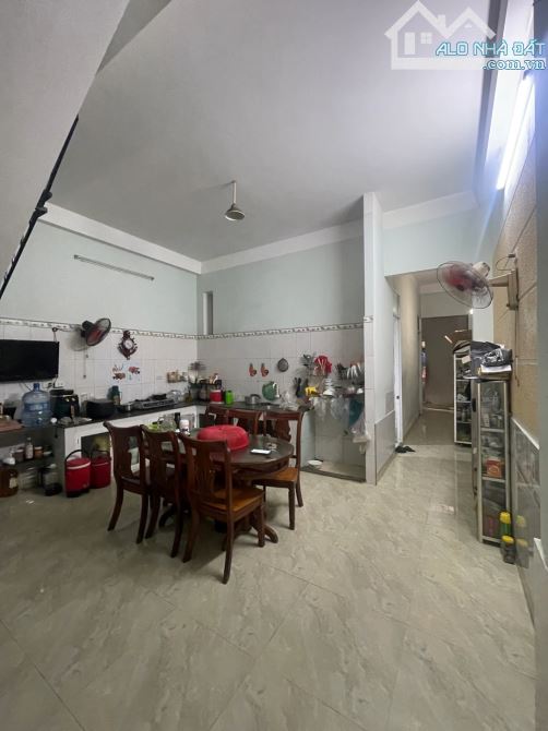 NHÀ 2 TẦNG 1 TUM KHU NAM VIỆT Á ĐA MẶN 6 DT 100M2 NGANG 5M CHỈ 8.6 TỶ - 1