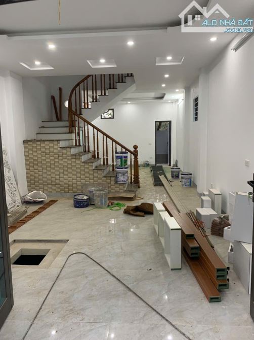 🏡 NHÀ ĐÔNG LA ĐẠI THÀNH– CHỈ HƠN 4 TỶ - XÂY ĐỘC LẬP 68M Ô TÔ ĐỖ CỬA - 1