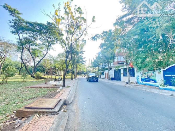 Bán Lô Đất góc 3Mặt tiền view sông công viên Kdc Nam Rạch Chiếc Q2 - 1