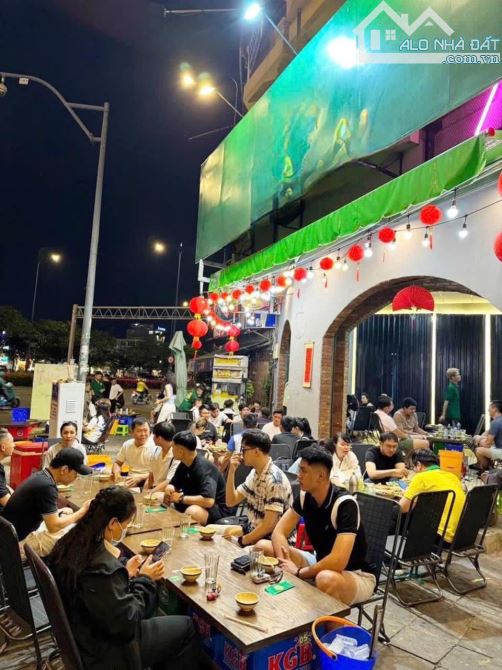 cho thuê GÓC mặt tiền Nguyễn Thái Học , Phường Cầu Ông Lãnh , Quận 1 - 1