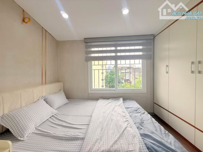 tập thể siêu đẹp ở luôn - lô góc 3 thoáng - tặng full nội thất - bạt ngàn tiện ích chỉ 3.x - 1