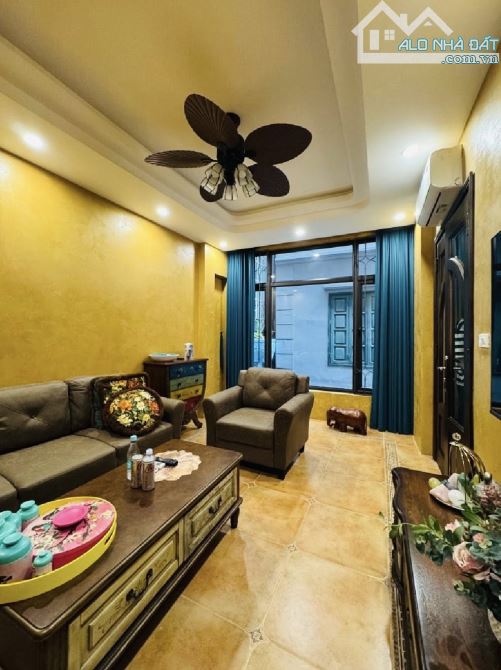 NGUYỄN NGỌC NẠI- NHỈNH 14 TỶ-8M MẶT TIỀN- NGÕ Ô TÔ- NỘI THẤT NHẬP - 1