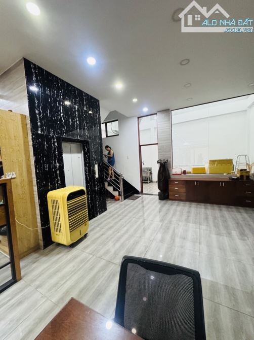 SIÊU PHẨM BIỆT THỰ – NGANG HIẾM 8x19m  – SÁT CHỢ VẢI PTH, Q.TÂN PHÚ – GIÁ 18Ty TL - 1