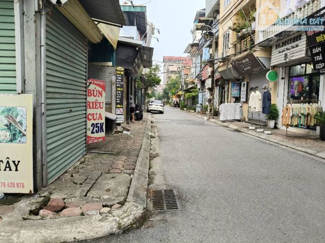 Phân Ô Bàn Cờ _Học Viện Nông Nghiệp_ Trâu Quỳ -50m MT 7,5m - Vỉa Hè ô tô Tránh - 1