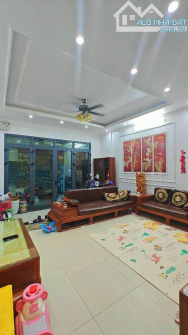 PHÂN LÔ KIM ĐỒNG 60M / MT 6M VỈA HÈ Ô TÔ KINH DOANH - 1