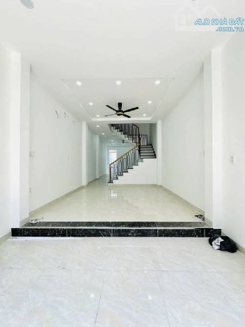 HẺM XE HƠI 7M - KDC Bình Phú - sát MT TRẦN VĂN KIỂU - 64M² - 3T - nhỉnh 8 tỷ - 1