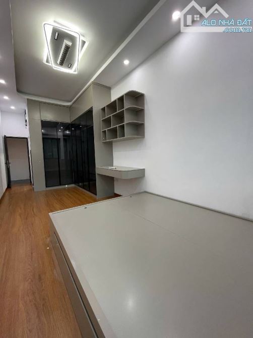 PHỐ THÁI HÀ, NHÀ ĐẸP ĐỦ CÔNG NĂNG-DT18M2-4 TẦNG-MT 3.8 M: GIÁ CHỈ 5.2 TỶ - 1