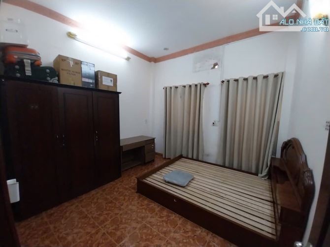 Nhà Gò Vấp hẻm xe hơi thông 2 tầng 90m2 sử dụng đường số 51 phường 14 gần bờ kênh - 1
