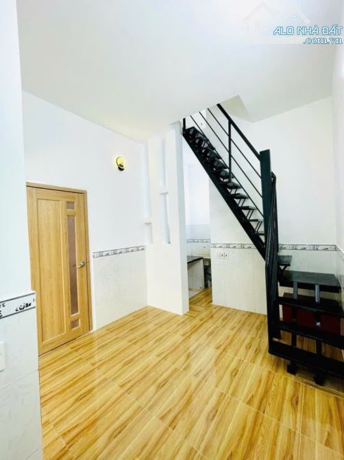 Nhà Nở hậu 2 tầng 30m2 – Hà Đặc Q12 - 1