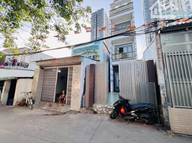 Kế MT Bình Đông - HXH 4m thông - 68,4m2 ( 3.6x20) - 4T 5PN 4WC - nhỉnh 5 tỷ - 1