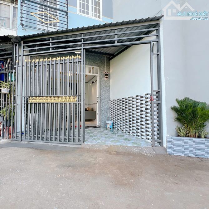 Nhà Mới 1 Lầu 4 x 11m, 2PN 2WC Ngay Khu Tân Kim. Đường Xe ÔTô Tới Nhà. Sổ Hồng Riêng - 1