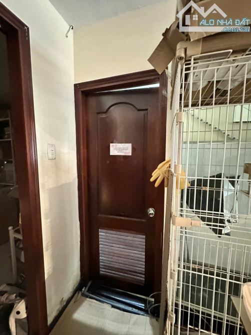 Nhà mặt tiền đường Khánh Hội, Phường Vĩnh Hội, Quận 4. HĐT 110tr/th. DT: 6*15M - 1
