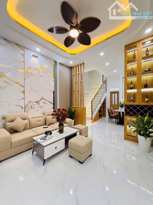 Chủ ngộp vốn bán nhà Vũ Tông Phan,P.An Phú,Quận 2-Giá:6tỷ290/63m2(4,5x14) Sổ chính chủ - 1