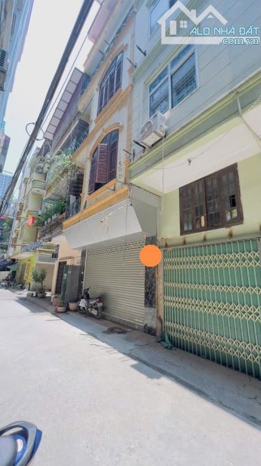 TRẦN QUỐC HOÀN – MẶT NGÕ Ô TÔ TRÁNH – PHÂN LÔ – KINH DOANH ĐỈNH - MẶT TIỀN QUYỀN LỰC - 1
