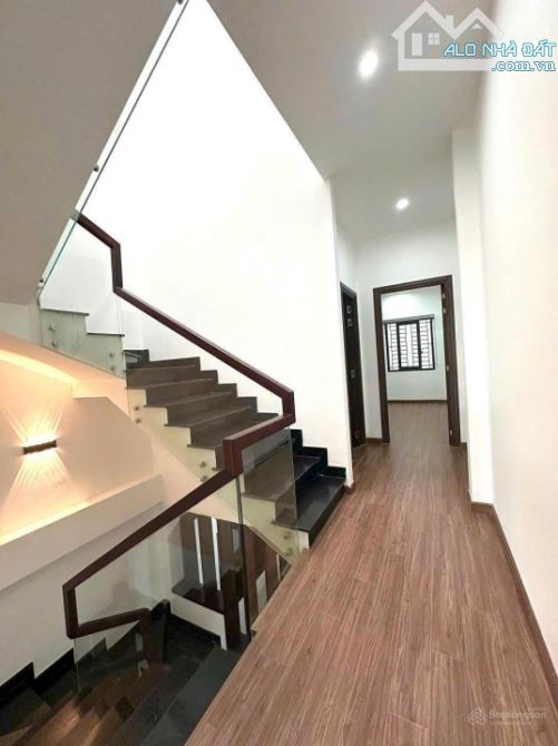 Đối diện BV Ung Bướu giáp Phú Nhuận! Bán nhà Bình Thạnh HXH Nguyễn Huy Lượng 4 tầng 4.5x12 - 1