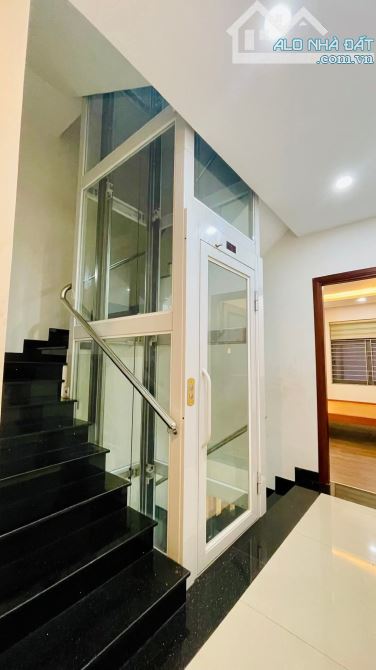 Mặt Tiền Trần Thủ Độ, Phường Phú Thạnh, TP HCM,  Trệt lửng 3 lầu ST, 4x18m, giá 13,8 tỷ - 1