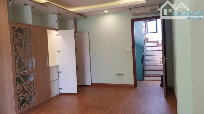 Cho thuê nhà ngõ Hoàng Ngân dt 40mx 5 tầng, 3 PN, 3WC, 14tr/th - 1