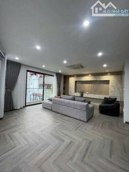 Bán nhà phố Trần Thái Tông, Trương Công Giai, kinh doanh, 3 ôtô tránh, lô góc, vỉa hè*55m2 - 1