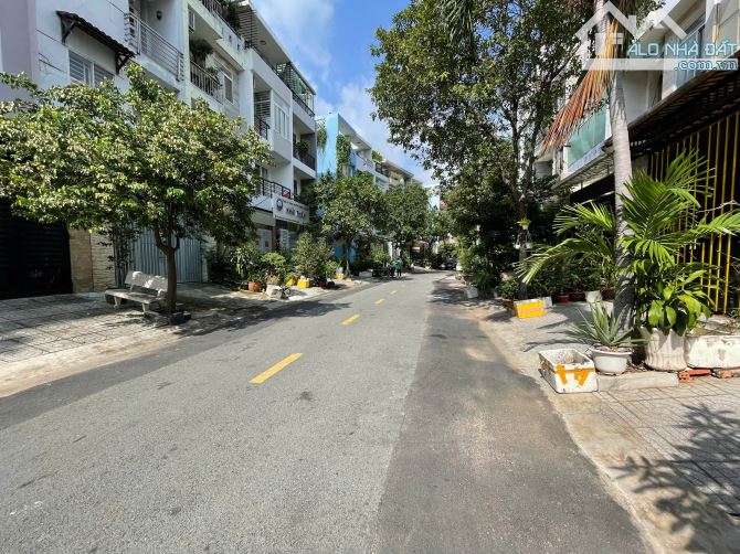 Bán đất quận 2 phường An Phú đường 31D. Diện tích 89,3 m2.Thuận tiện làm CHDV và văn phòng - 1