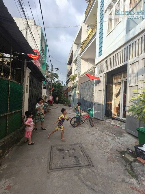 Nhà Cấp 4 ô tô tránh nhau nở hậu diện tích khủng ngay trung tâm Trường Thọ giá nhỉnh 6 tỷ - 1