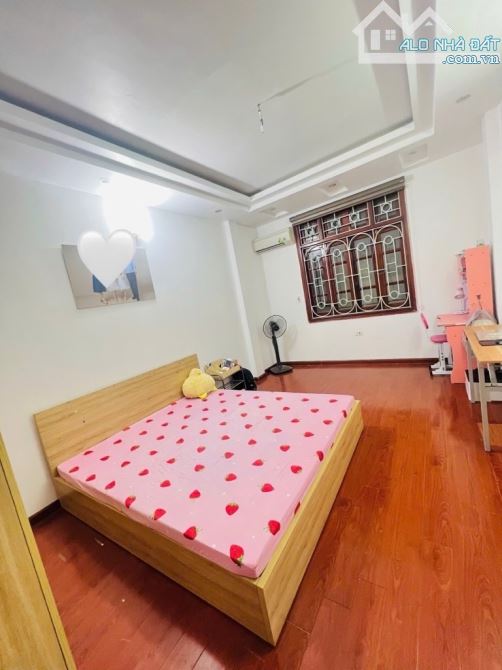 NGÕ 68 CẦU GIẤY PHÂN LÔ-GẦN HỒ-THOÁNG NHÀ ĐẸP 35M GIÁ 6 TỶ 950 - 1