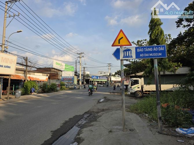 Đường Long Thuận, Gần Vinhomes GrandPark , 4,4 tỷ, ngang Lớn 7m, 90m2 Quận 9, TP.HCM - 1