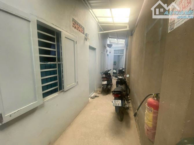 BÁN NHÀ TRỌ 7 PHÒNG + KIOT – GẦN ĐẠI HỌC LUẬT THỦ ĐỨC – DÒNG TIỀN ỔN ĐỊNH 300 TRIỆU/NĂM - 1