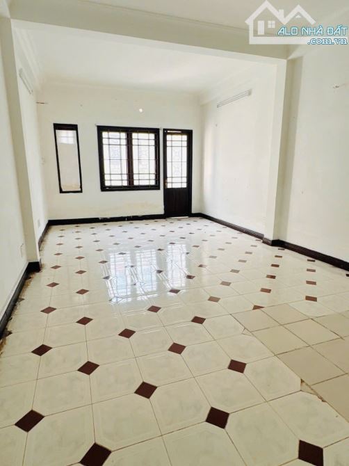 Bình Thạnh Hẻm nhựa KD 6m Nguyễn Gia Trí 82m2(4x20.5) 4 tầng 7PN - Chỉ 15.5 tỷ tl - 1