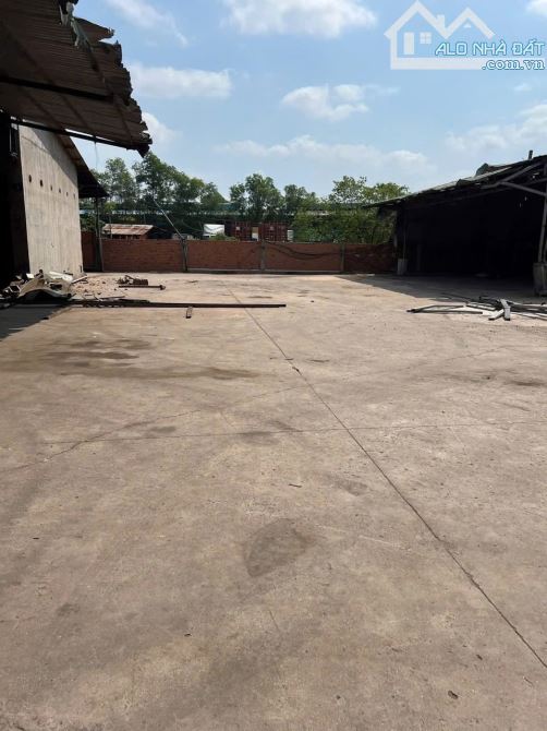 Cho thuê xưởng tổng 3000m2 ngoài khu  P - phước tân -biên hoà - đồng nai - 1
