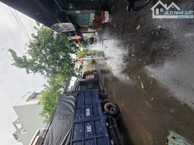 Hàng hiếm, Bán đất Bình trưng đông, Quận 2 , MTKD đường12m, 1040m2, full thổ cư giá chỉ - 1