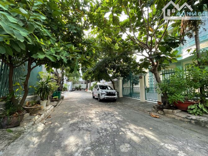 Bán biệt thự khu nhà ở An Bình quận 2. Khu vực đáng sống. Gần đường Trần Não. Nhà đẹp. - 1