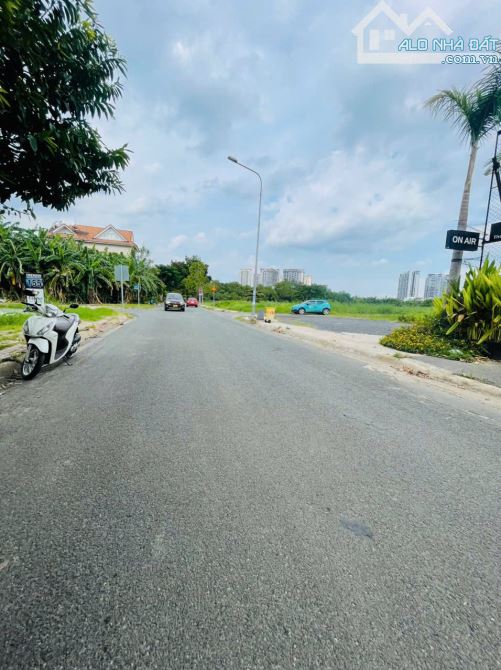Bán đất góc 2 MT, mặt tiền đường Thân Văn Nhiếp , phường An Phú,  view sông xanh mát - 1