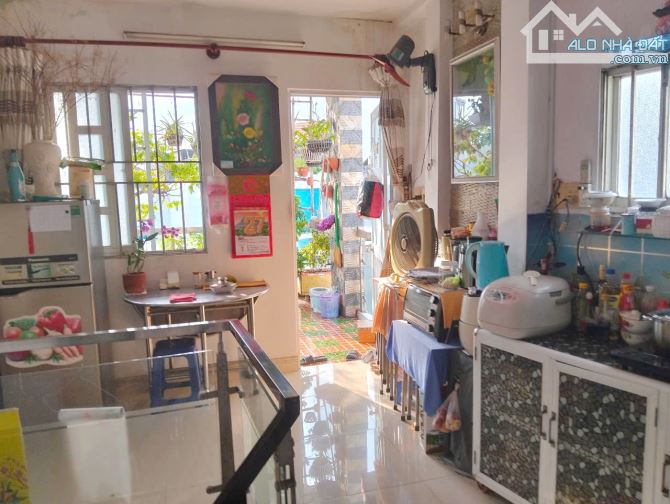 Nhà 5 tầng hẻm thông Hưng Phú P. Chánh Hưng. Giá: 4 tỷ bớt lộc - 1